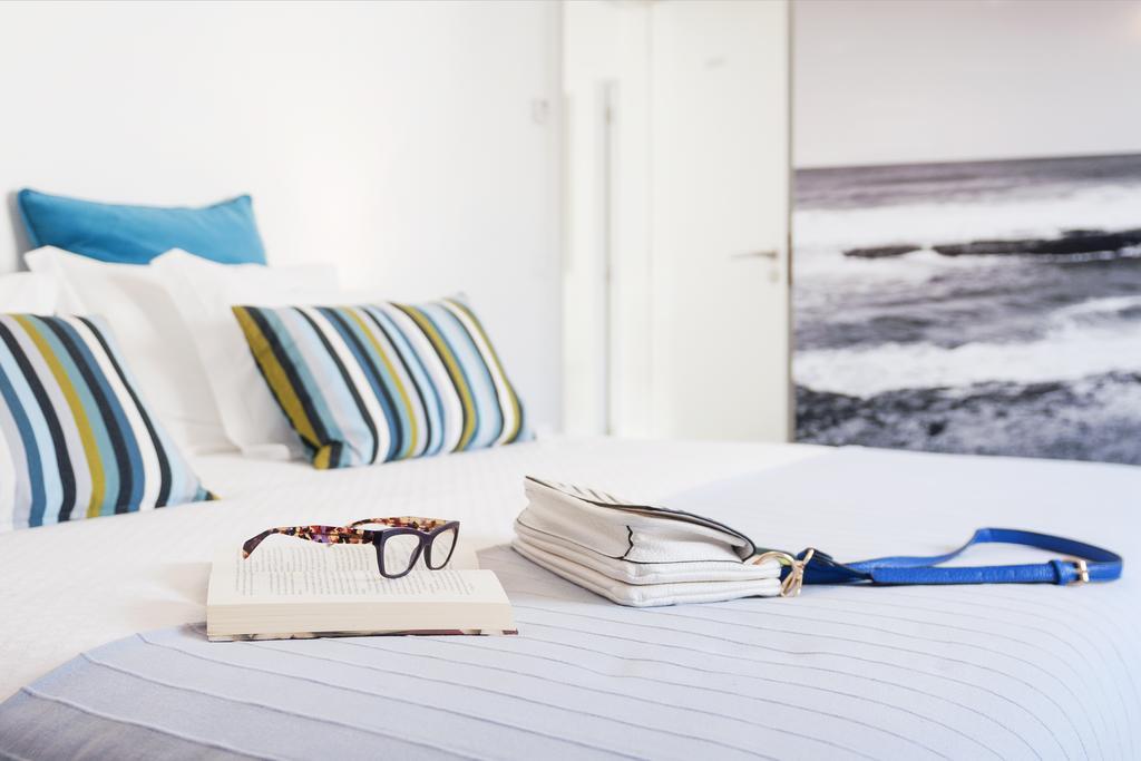 Beachouse - Surf, Bed & Breakfast Ericeira Oda fotoğraf