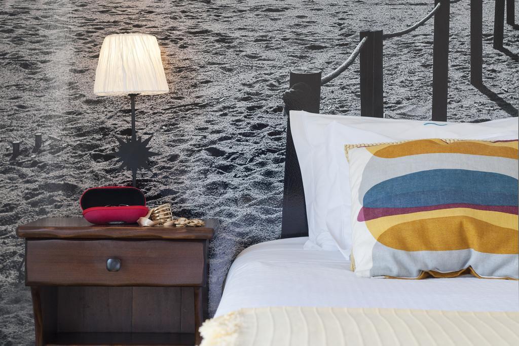 Beachouse - Surf, Bed & Breakfast Ericeira Oda fotoğraf
